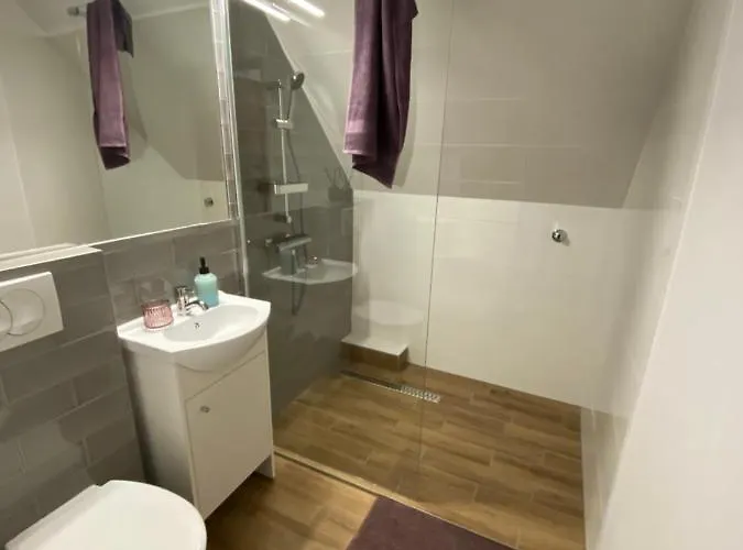 Babersom Apartament *